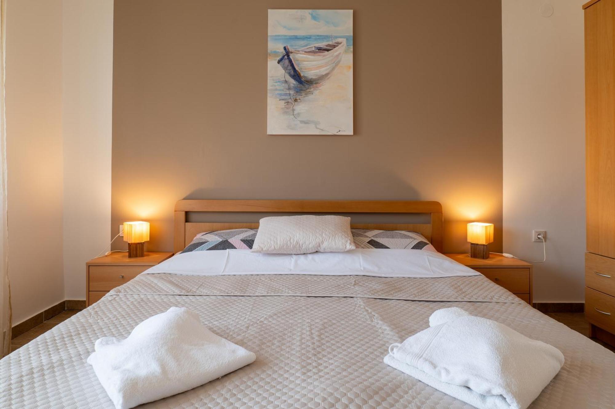 Apartment Wish - Two Bedrooms With 2 Ac Renewed Pag Town Exterior foto